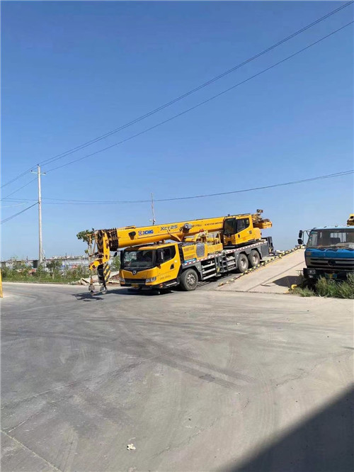 镇宁吊车作业时，可能会产生哪些额外收费项目？